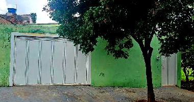 Casa com 3 Quartos e 2 Salas em Jardim Pinheiros I