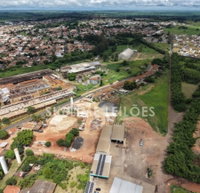 Terreno com 30 casas, 17.245m² de área total e 1.596m² construída