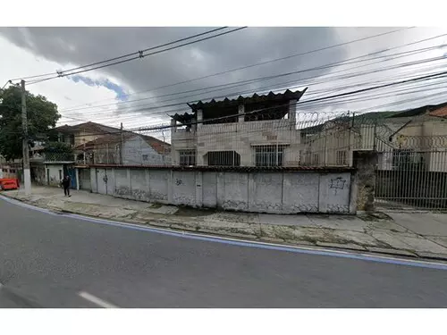 2 Apartamentos Ocupados com 537m² de Área Construída