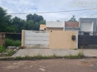 Casa com 75,19m² de área privativa e terreno de 180m²