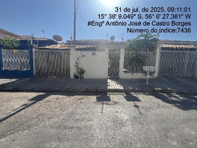 Casa com 3 Quartos e 2 Banheiros em Várzea Grande