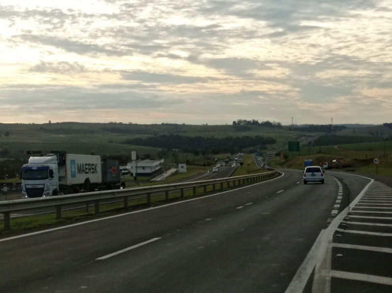 Terreno Industrial de 96.600 m² com Acesso à Rodovia