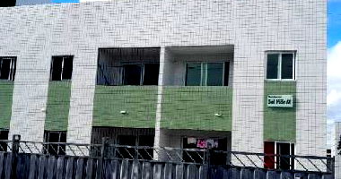 Apartamento 2 quartos, 2 banheiros, 1 vaga, 80m² total, desocupado