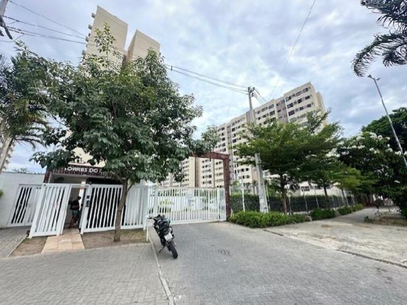 Apartamento com 2 quartos, 1 banheiro e 1 vaga