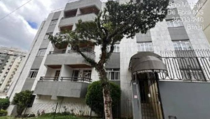 Apartamento com 1 Vaga de Garagem em Juiz de Fora