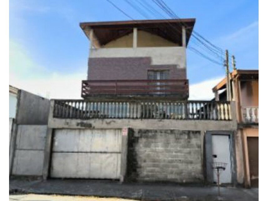 Casa em Leilão com 430m² Construída em São José dos Campos