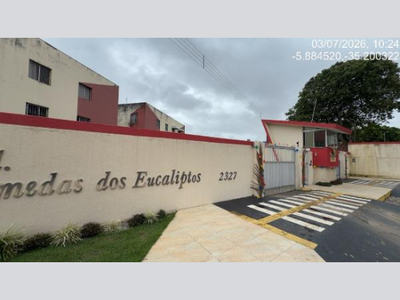 Apartamento 2 Quartos com Vaga em Parnamirim