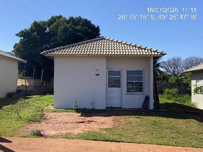 Casa com 43,85 m² em leilão SFI