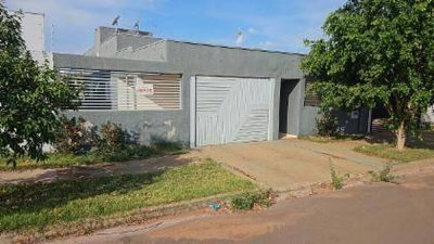 Casa 157m² com Terreno 379m² em Três Lagoas-MS