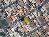 Terreno com construção inacabada, 250m²