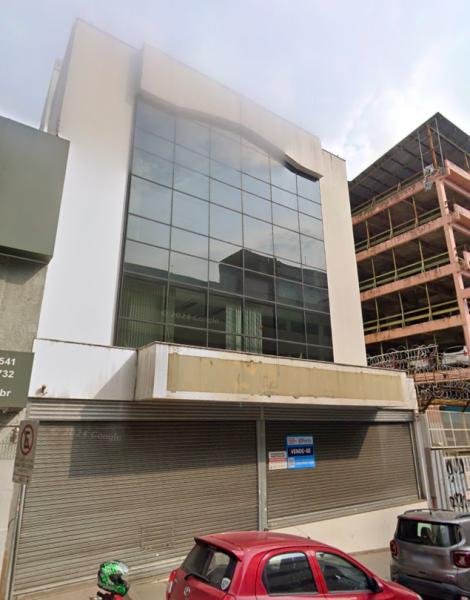 Imóvel Comercial Amplo com 1284m² de Área Construída