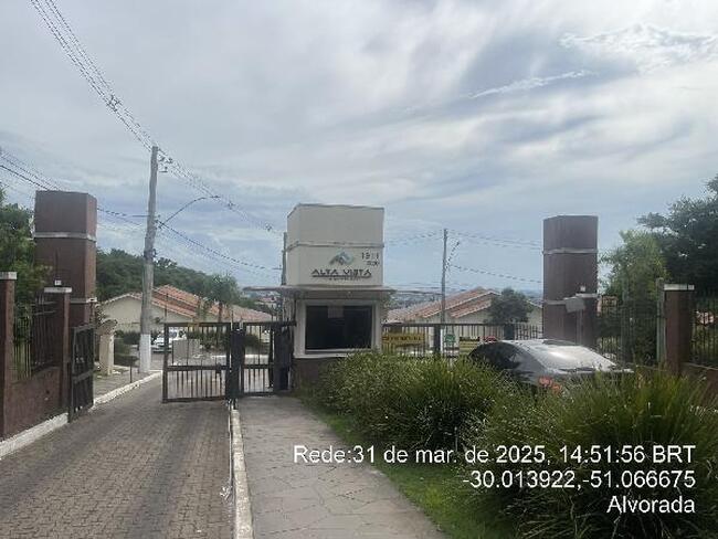 Casa com 2 quartos, 1 banheiro e 1 vaga, 66,76 m² construída