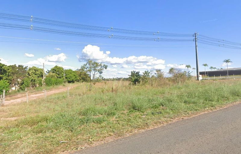 Terreno Urbano em Caldas Novas com 695,13 m²