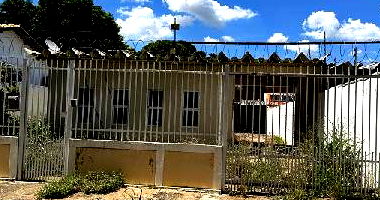 Casa com 3 quartos, 2 banheiros, 2 vagas e 189m² construída