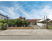 Casa com 3 quartos, 126m² construídos, ocupada