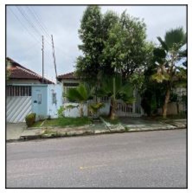 Casa com 3 quartos e 240m²