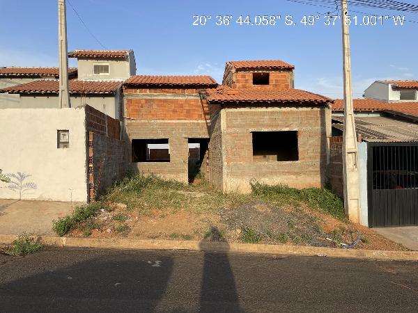 Terreno em Residencial Santa Clara