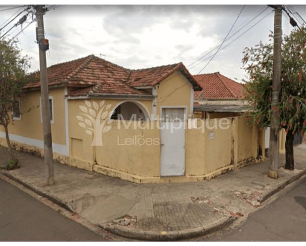 Casa com 2 quartos, sala, cozinha e banheiro, 200m² construída