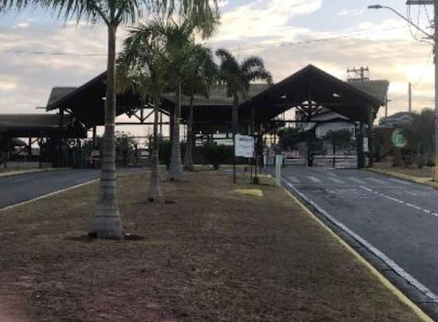Casa com 1 vaga de garagem, 143,14m², ocupada