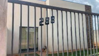 Casa Ocupada de 1 Quarto com 57,04 m² Construídos