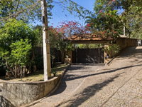 Casa 702m² em Mairiporã com 411m² construídos e 4.096m² de terreno