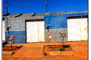 Casa com 2 Quartos e Área de Serviço em Jardim das Palmeiras