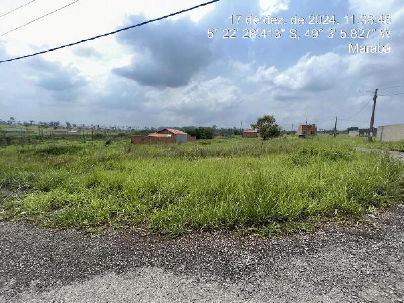 Terreno de 138,66m² em loteamento