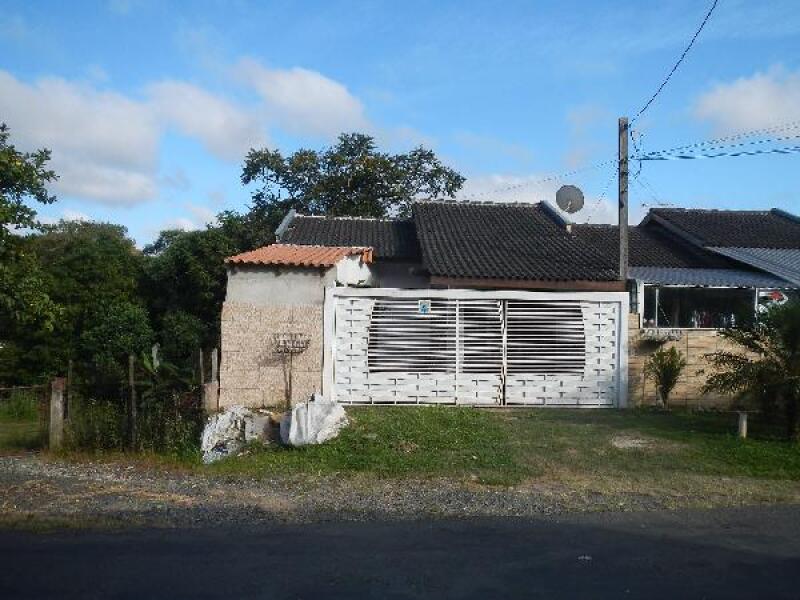 Casa com 2 quartos em Campo Largo/PR