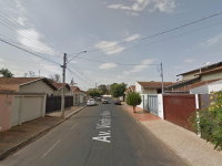 Casa 210m² no Centro de Barretos - Ocupada