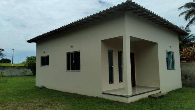 Casa em Condomínio com 2 Quartos em Saquarema - RJ