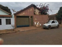Casa no Municipal com 166m² e 1 vaga