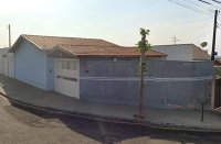 Casa com 50% de parte ideal, 189m², Parque Douradinho