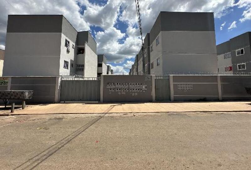 Apartamento com 2 quartos em Águas Lindas de Goiás/GO