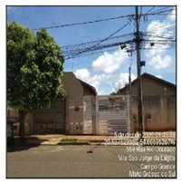 Casa com 1 quarto, 1 banheiro e 1 vaga de garagem