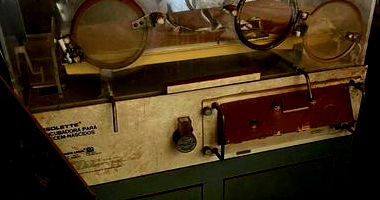 Sucata de Estufa e Armários de Aço Aprox. 06 Unid.