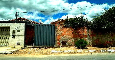 Casa com 2 quartos, 1 banheiro, área construída 51m², 1 vaga
