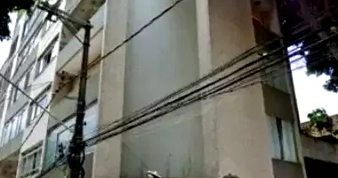 Apartamento 6º andar com 2 quartos e 1 banheiro, 54,6m² útil, ocupado
