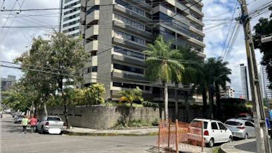 Apartamento Padrão com 2 Vagas e Vista Deslumbrante