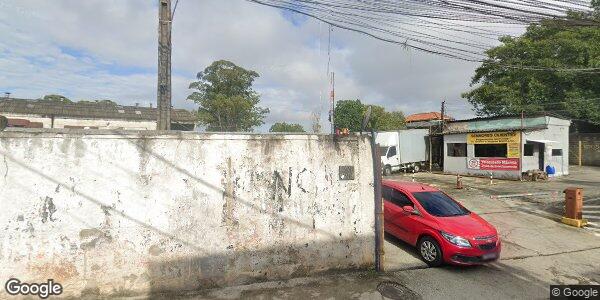 Terreno amplo de 10.000 m² com ocupação irregular, ideal para investimento
