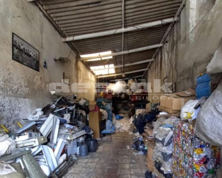 Galpão comercial com 90m² no Brás, ideal para logística