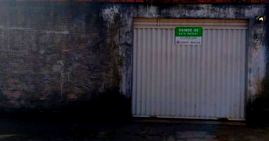 Casa em Tailândia - PA com Lote e Área Construída