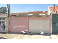 Casa ocupada com 44,30 m² construída