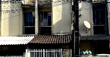 Casa 2 quartos, 2 salas, lavabo, cozinha, 69.51m² construída