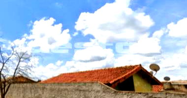Ampla Casa com Quintal em Cravinhos/SP