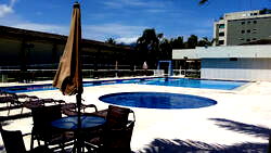Casa Duplex com 5 Suítes no Condomínio Park Palace