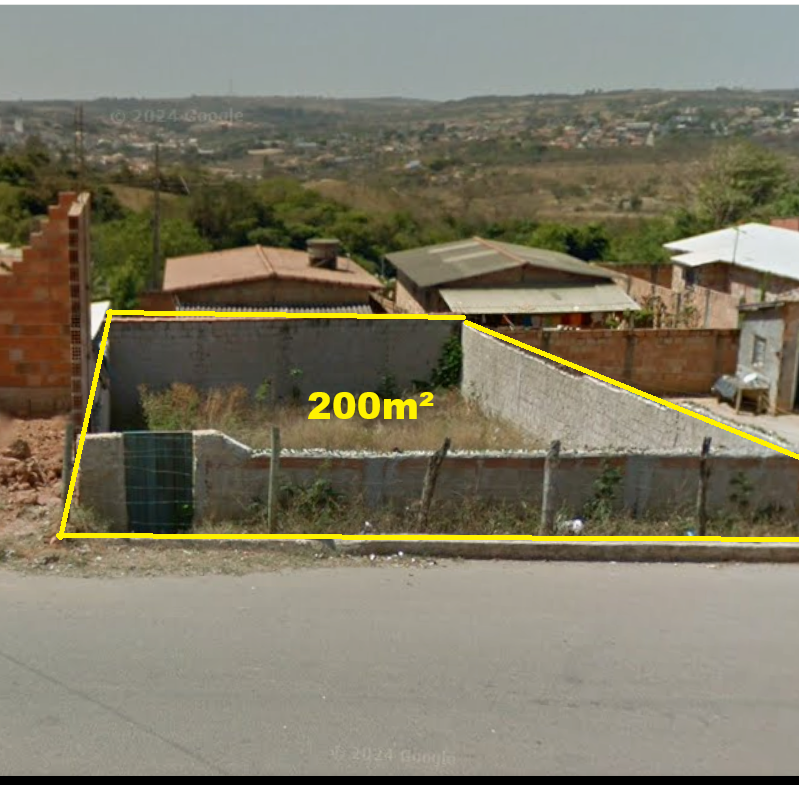 Área de 200m² em Bom Despacho/MG com Muro e Possibilidade de Parcelamento