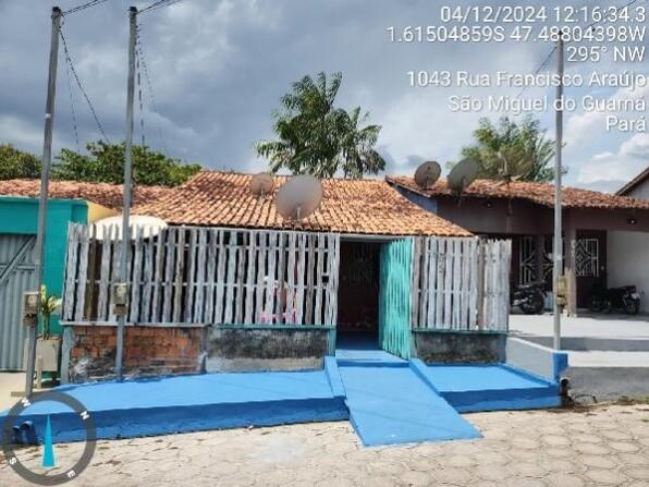Casa com 2 quartos, 1 banheiro, 58,41m² área privativa, terreno 112m²