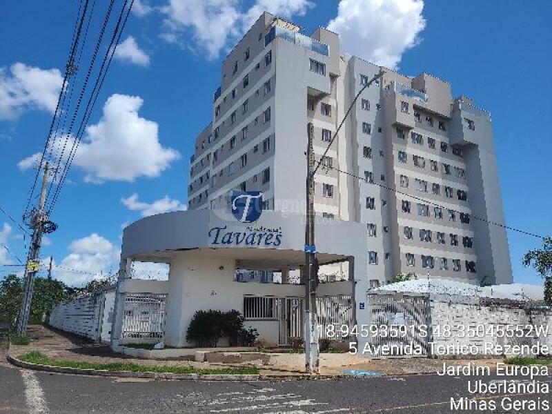 Apartamento com 2 quartos, 1 vaga, 64.42m² em condomínio