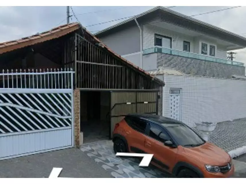 Casa em leilão com 63m² construída em Praia Grande/SP