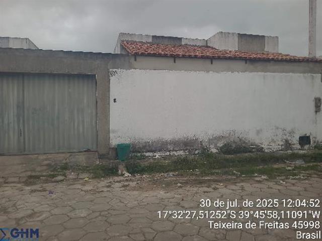 Casa em Teixeira de Freitas com 2 quartos